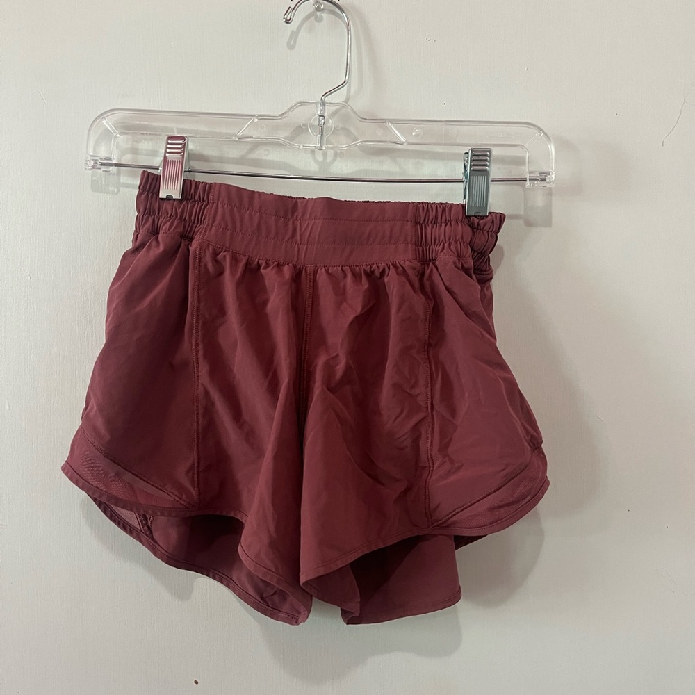 LULU LEMON Plumful Hottie Hot Shorts